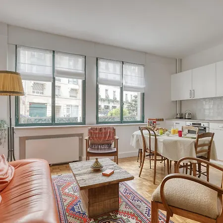 Cute In The Heart Of The Latin District Apartment *